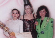 90年第十四届亚洲发型化妆大赛获晚宴化妆组冠军 - 学生